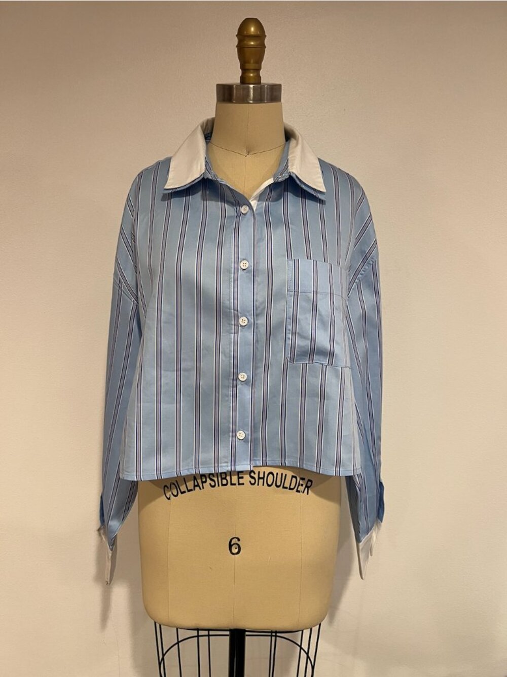 NWT French Connection Cropped Blue Striped Button-Down Shirt with White Collar|S